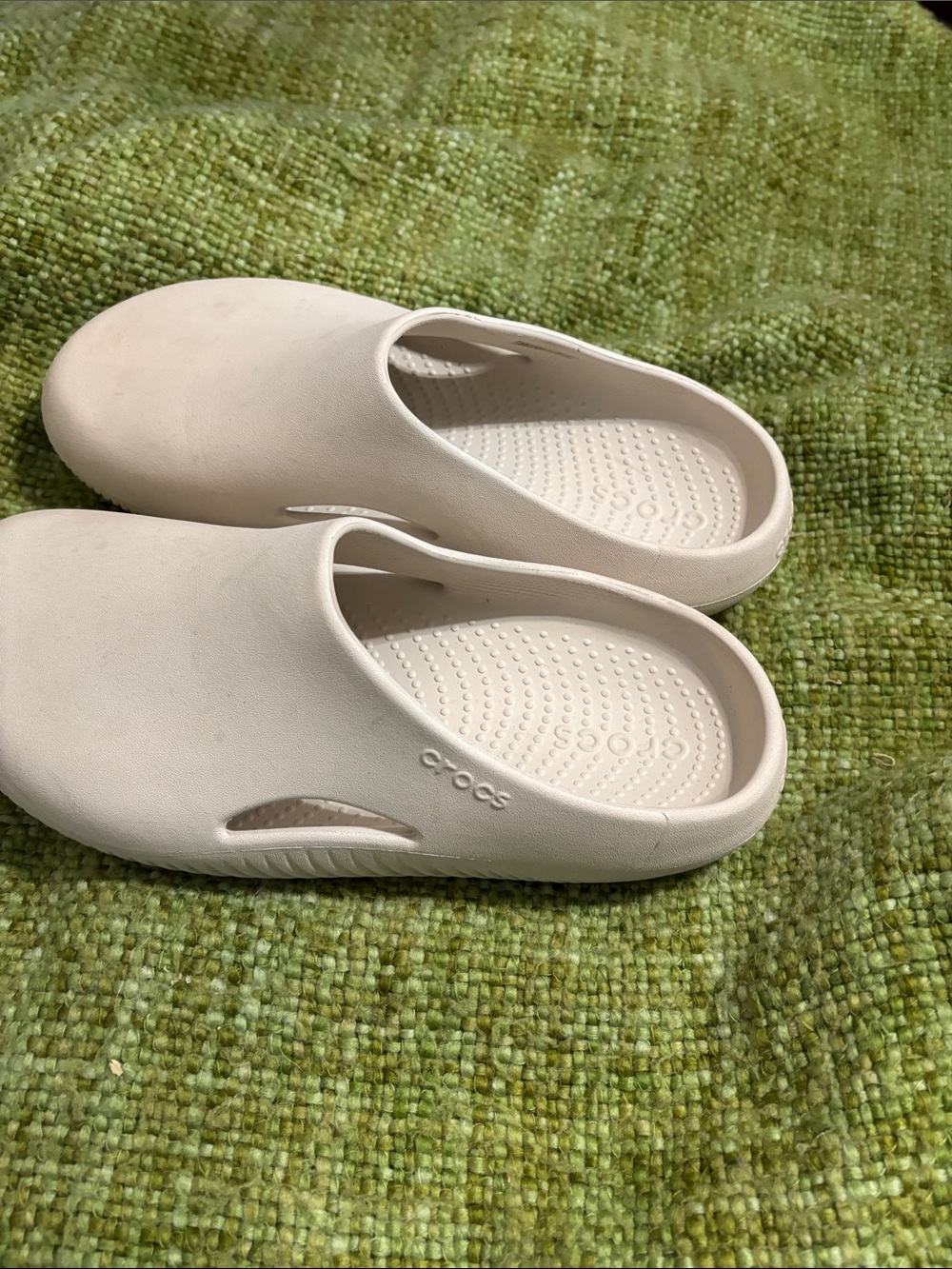 CROCS White Slide-On Clog Mules - Picture 5 of 6
